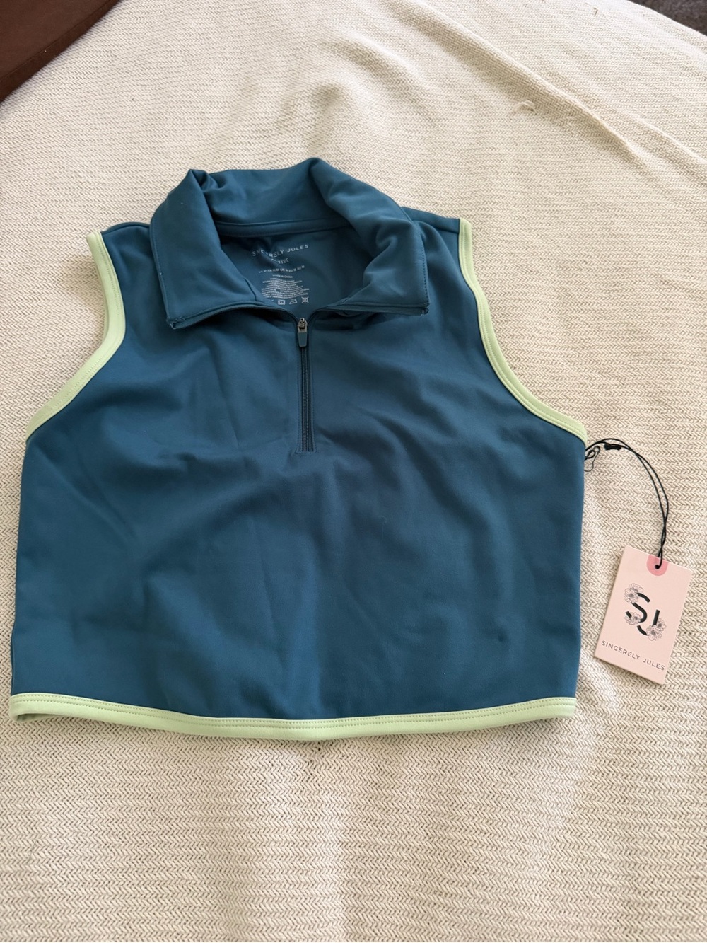 Sincerly Jules Teal workout / athletic cropped top Rashguard with Lime Trim